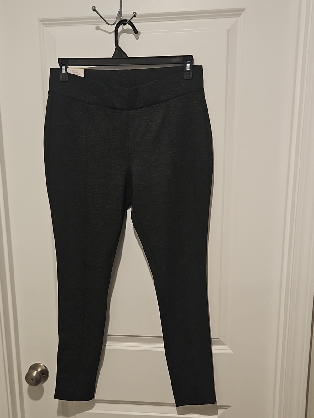 Time and Tru Black High-Rise Ponte Ankle Leggings